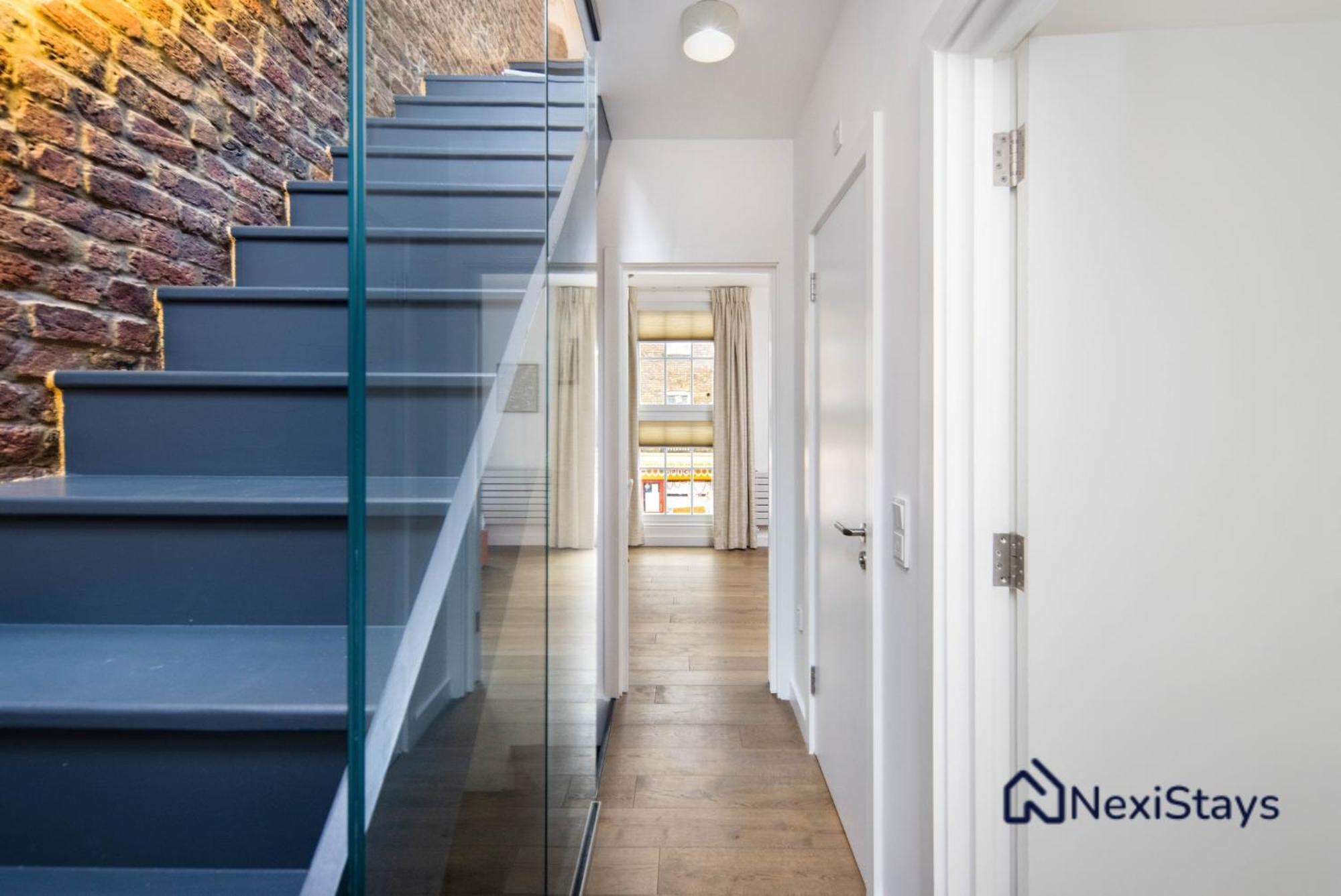 Apartamento 1 Min Walk To Euston Station, Modern Townhouse Londres Exterior foto