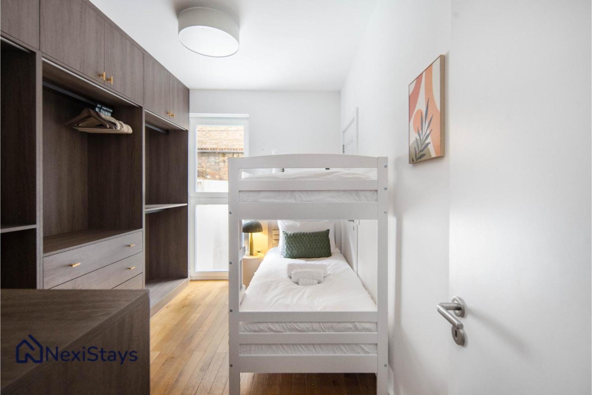 Apartamento 1 Min Walk To Euston Station, Modern Townhouse Londres Exterior foto