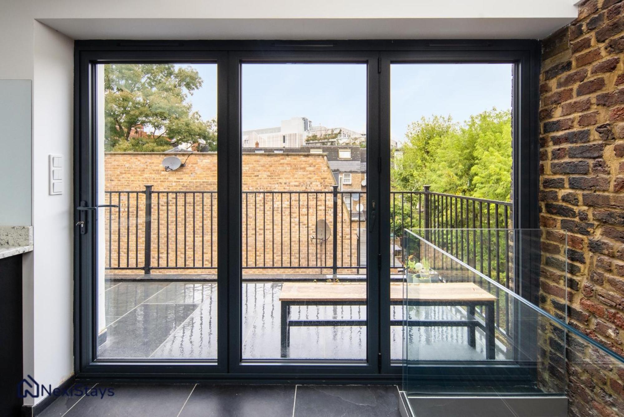 Apartamento 1 Min Walk To Euston Station, Modern Townhouse Londres Exterior foto