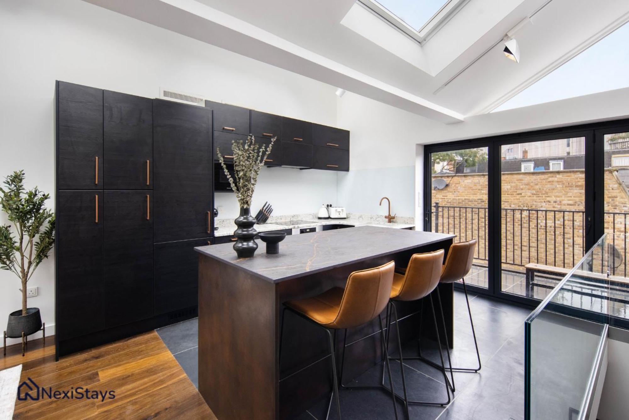 Apartamento 1 Min Walk To Euston Station, Modern Townhouse Londres Exterior foto